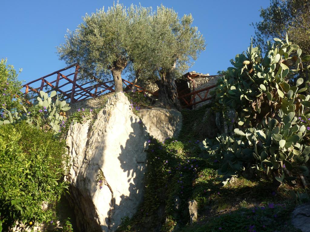 Rocca Del Vento Bed & Breakfast San Pantaleone Екстериор снимка