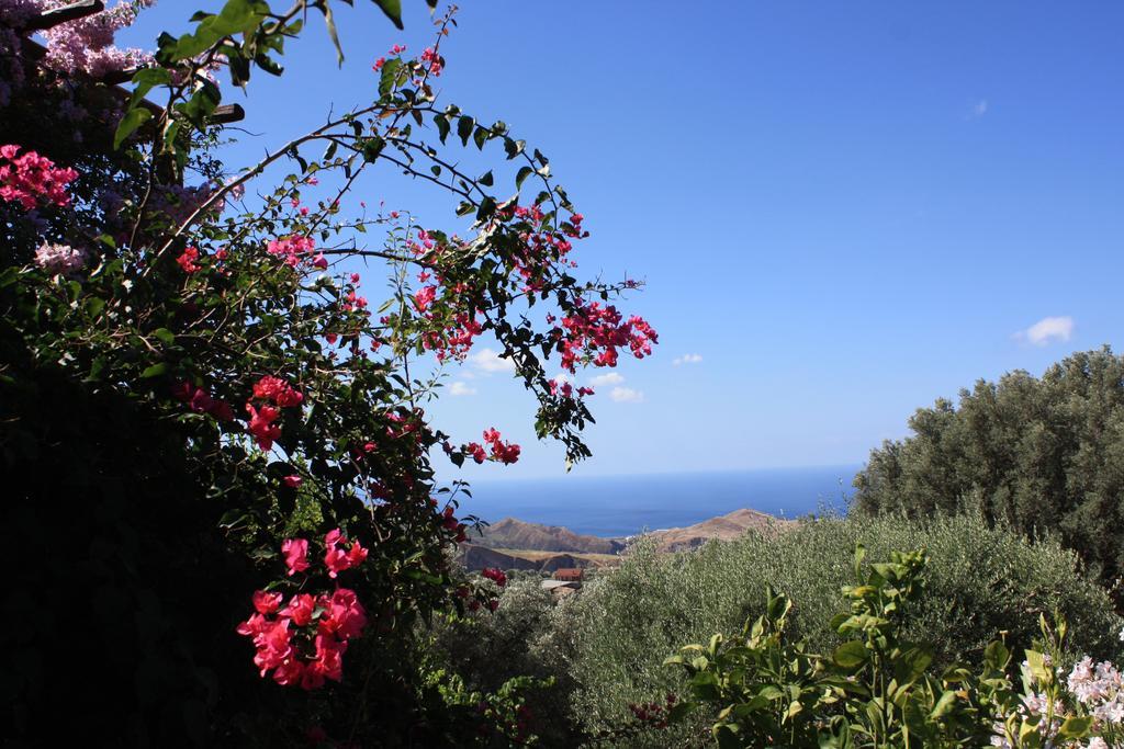 Rocca Del Vento Bed & Breakfast San Pantaleone Екстериор снимка