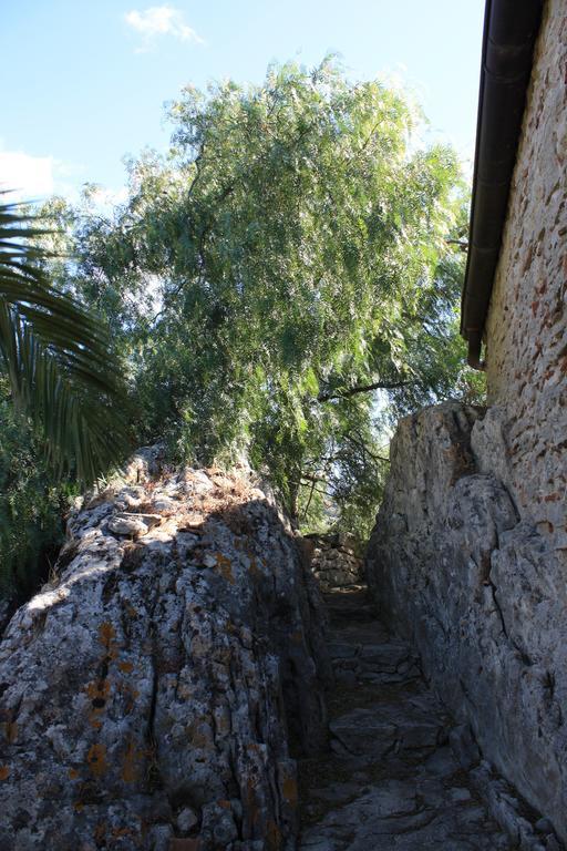 Rocca Del Vento Bed & Breakfast San Pantaleone Екстериор снимка