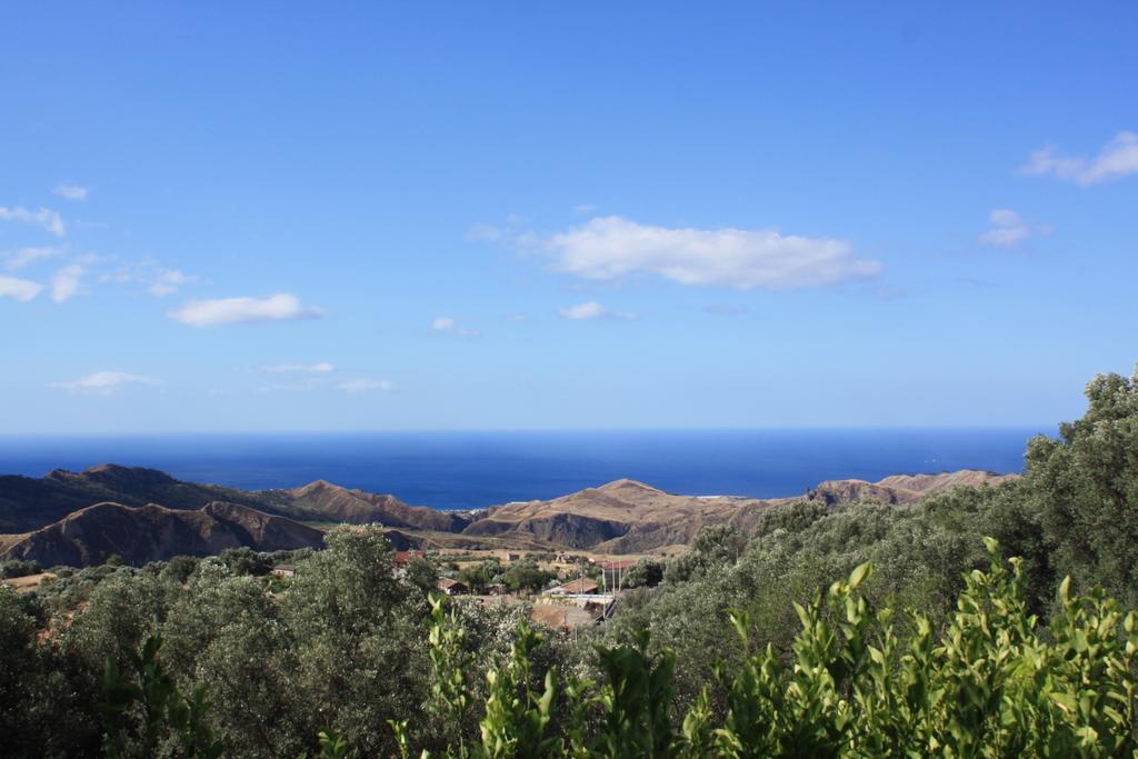 Rocca Del Vento Bed & Breakfast San Pantaleone Екстериор снимка